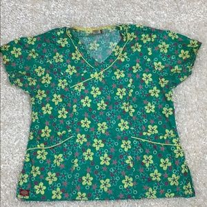 Dickies scrubs top size L